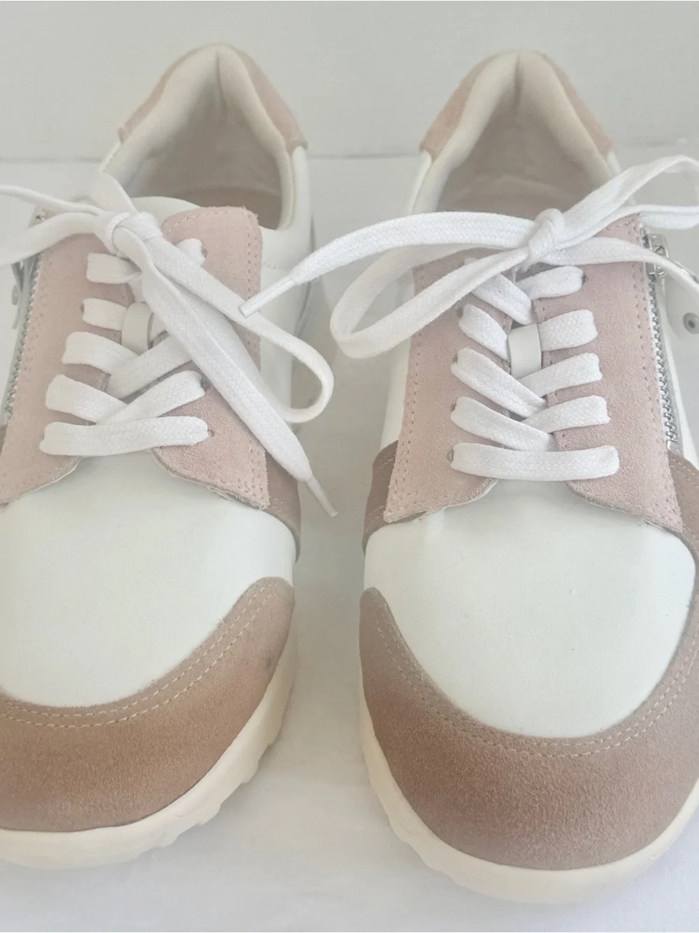 NEW Brioso Mimi Sneakers Side Zip Cream Leather Pink/Tan Suede Tennis Shoes Sz 9